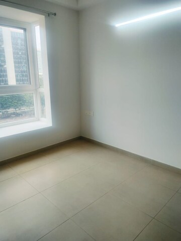 Room in 3 BHK Apartment at Bhartiya Nikoo Homes Phase 2, Thanisandra Main Road – for Rent