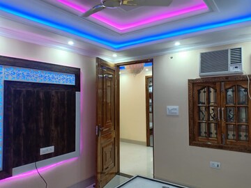 Living Room in 3 BHK Builder Floor at Sector 37 – for Rent
