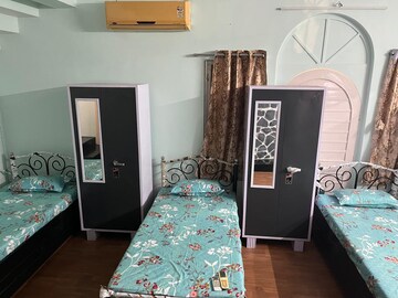 Room in  Pg at Kasarvadavali – for Rent