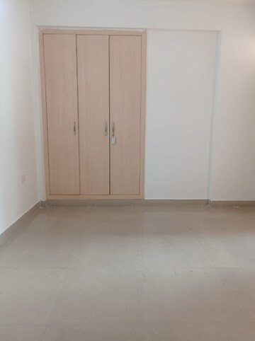 Room in 3 BHK Apartment at Mahagun Maple, Sector 50 – for Sale