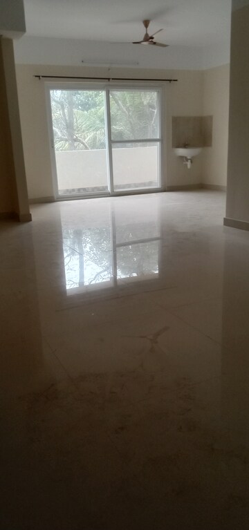 Room in 3 BHK Apartment at Ramanashree California Garden, Yelahanka – for Rent