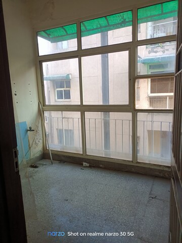 Room in 2 BHK Apartment at Ip Extension – for Sale