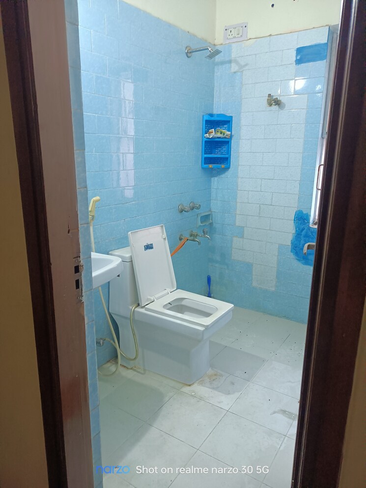 Bathroom, ip extension 2 Bedroom 1050 Sq.Ft. Apartment In Ip Extension Delhi 7951709