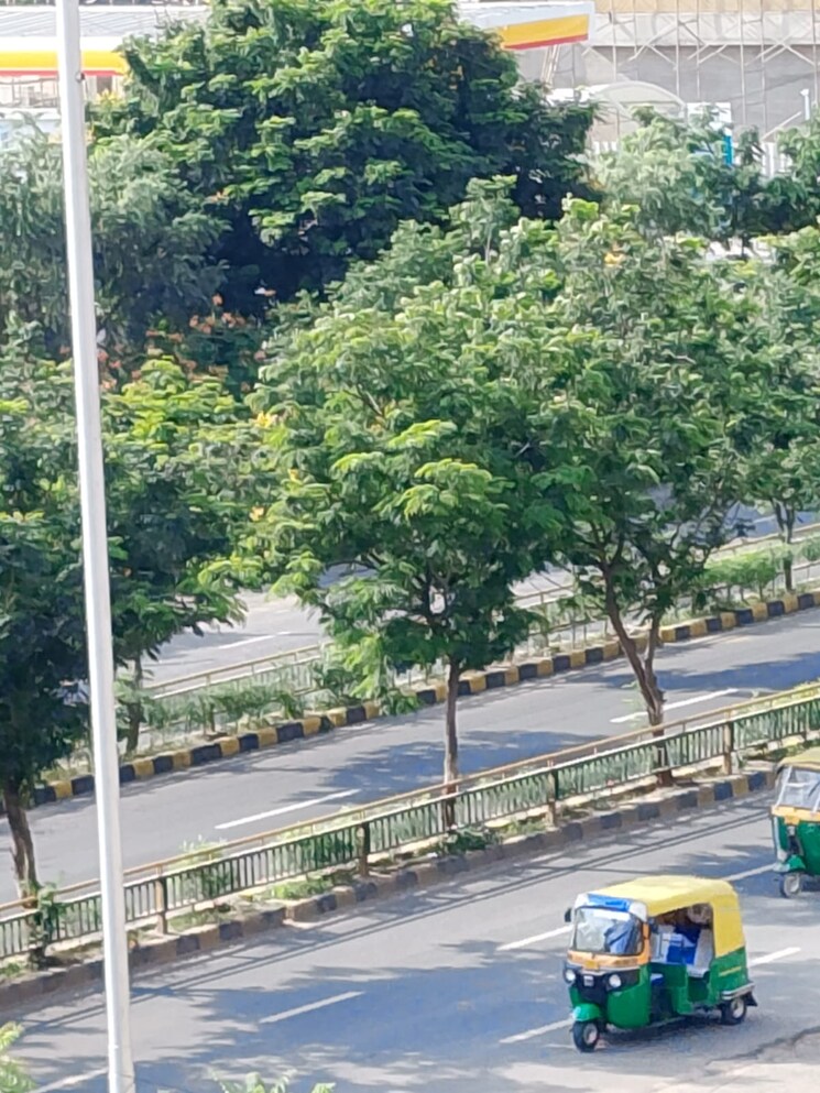 Balcony, chandkheda 3 Bedroom 1980 Sq.Ft. Apartment In Chandkheda Ahmedabad 7951779