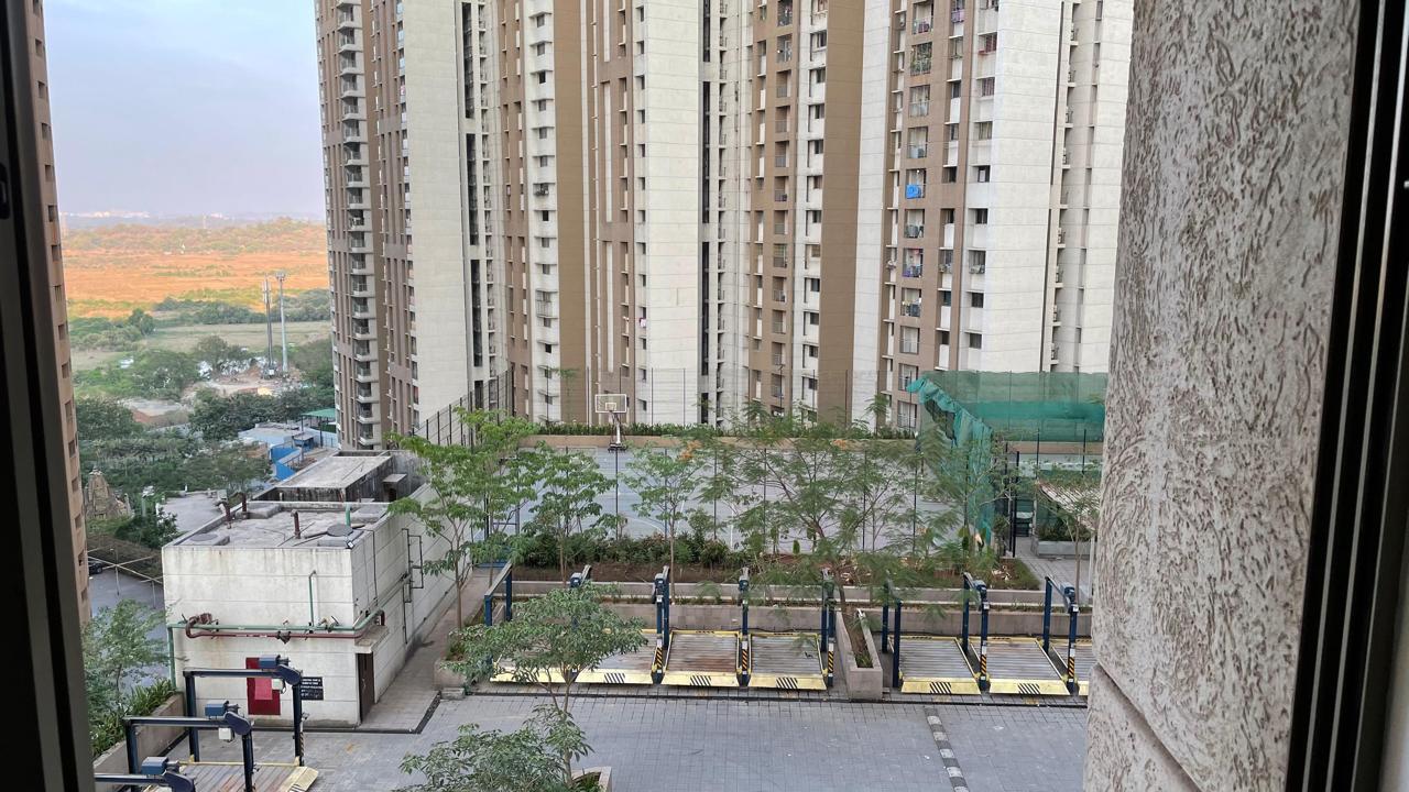 1 BHK Apartment For Sale in Lodha Splendora Phase II