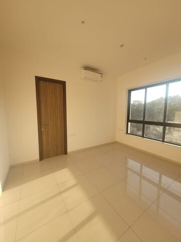 3 BHK Apartment For Sale in Shapoorji Pallonji Vicinia, Powai