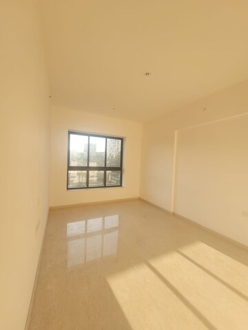 Room in 3 BHK Apartment at Shapoorji Pallonji Vicinia, Powai – for Sale