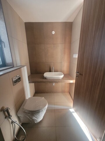 Bathroom in 3 BHK Apartment at Shapoorji Pallonji Vicinia, Powai – for Sale