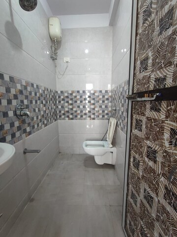 Bathroom in 2 BHK Apartment at Metro Tulsi Elanza, Chembur – for Rent