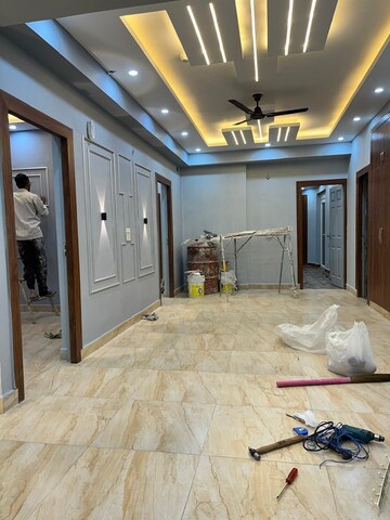 Bedroom in 4 BHK Apartment at Kendriya Lok Nirman CHS, Phi Iv Greater Noida – for Rent