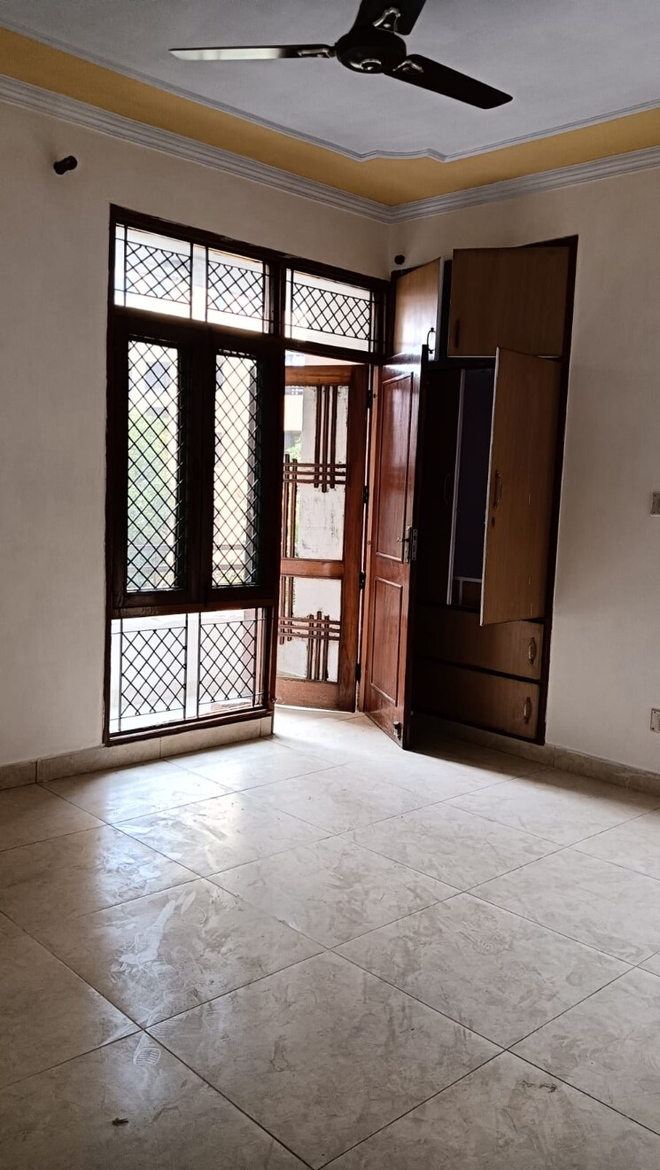 Room, alok-vihar 3 Bedroom 1310 Sq.Ft. Apartment In Sector 50 Noida 7952007