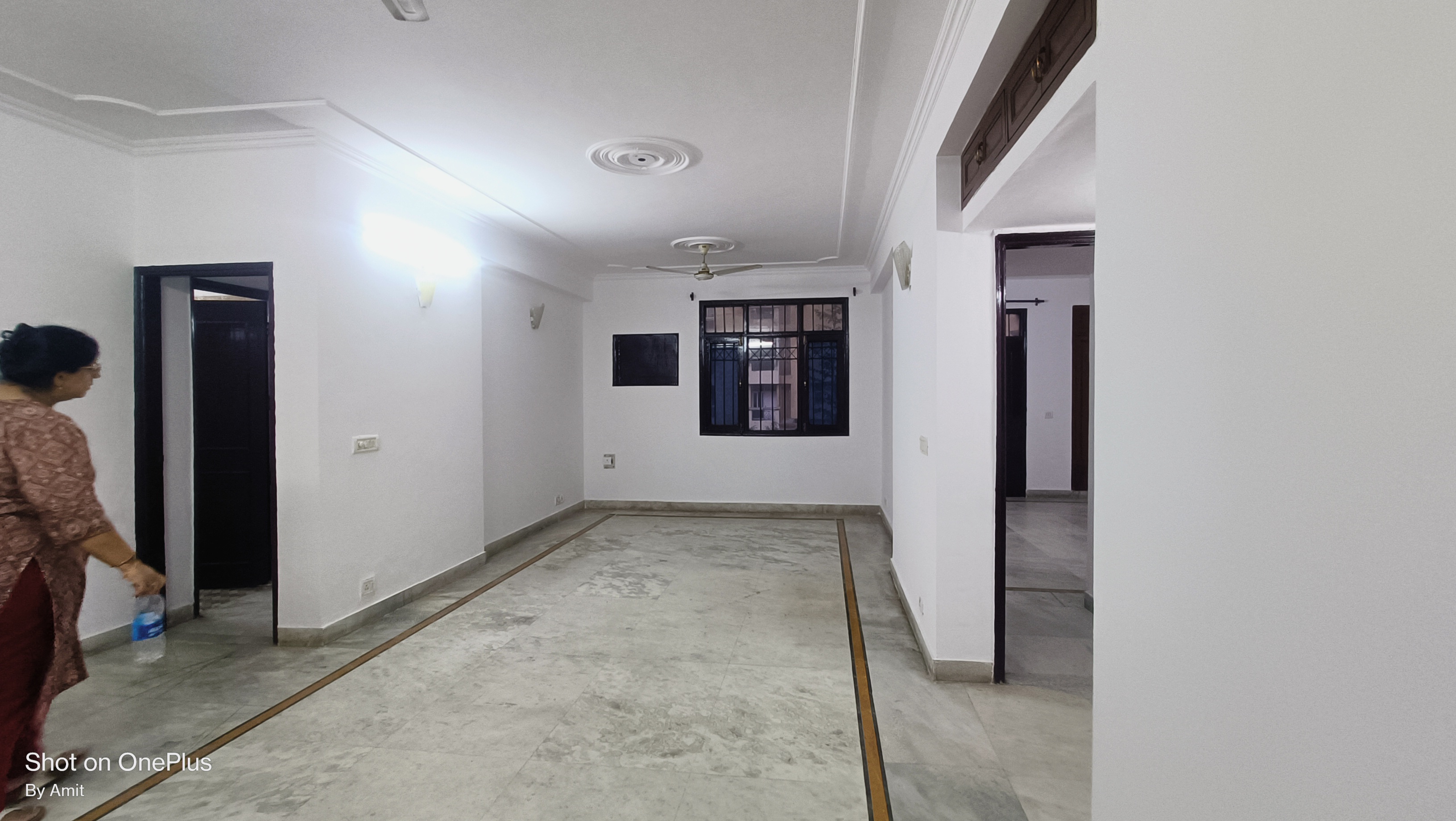 3.5 BHK + Servant Room Apartment For Sale in Stellar Kings Court Secto
