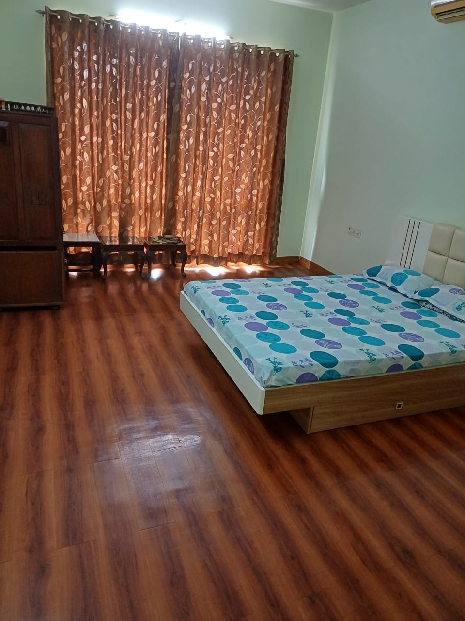 3.5 BHK + Servant Room Apartment For Sale in Marvel Diva 2
