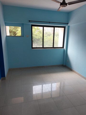 Room in 3 BHK Apartment at Mahindra Lifespaces The Great Eastern Gardens, Kanjurmarg West – for Rent