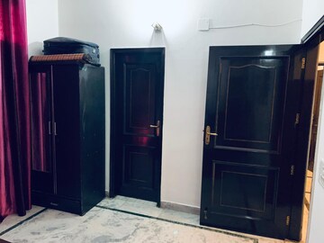 Master Bedroom in 3 BHK Builder Floor at Ansal Sushant Lok I, Sector 43 – for Rent