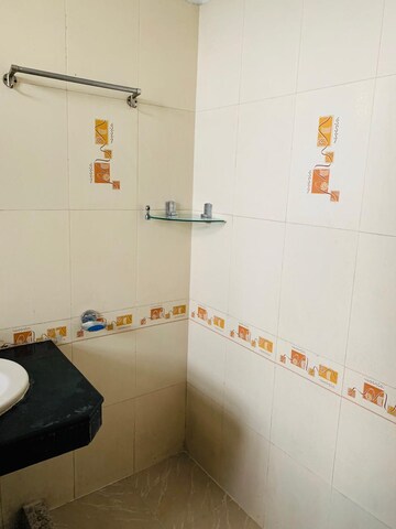 Master Bedroom in 3 BHK Builder Floor at Ansal Sushant Lok I, Sector 43 – for Rent