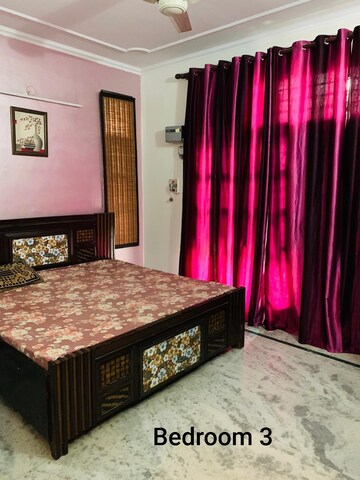 Bedroom in 3 BHK Builder Floor at Ansal Sushant Lok I, Sector 43 – for Rent