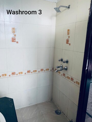 Bathroom in 3 BHK Builder Floor at Ansal Sushant Lok I, Sector 43 – for Rent