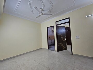1 BHK Builder Floor For Rent in Ignou Road