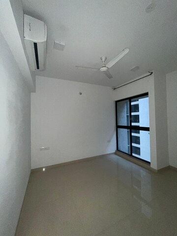 Master Bedroom in 2.5 BHK Apartment at Lodha Palava Downtown Dombivli East, Dombivli East – for Rent