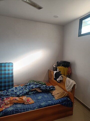 Bedroom in 1 BHK Apartment at Jivrajpark – for Rent