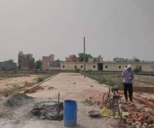 Plot For Sale in Jaganpur Yamuna Yexpres W
