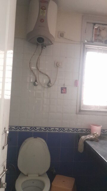 Bathroom in 3 BHK Villa at Eros Rosewood Villas, Sector 50 – for Rent