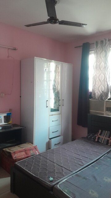 Furnished Amenities in 3 BHK Villa at Eros Rosewood Villas, Sector 50 – for Rent