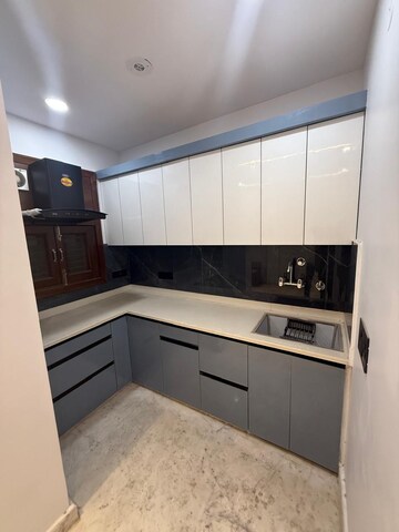 Kitchen in 1 BHK Builder Floor at Ashok Nagar – for Rent