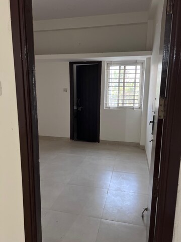Room in 1 BHK Independent House at Pipliya Kumar – for Rent