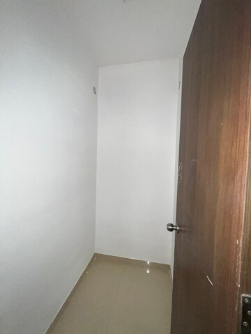 Room in 2 BHK Apartment at Lodha Palava Clara A To D and D1, Dombivli East – for Rent