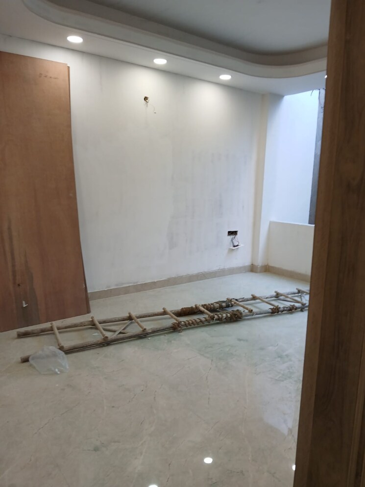 Room, manglapuri 4 Bedroom 2000 Sq.Ft. Builder Floor In Manglapuri Delhi 7952288