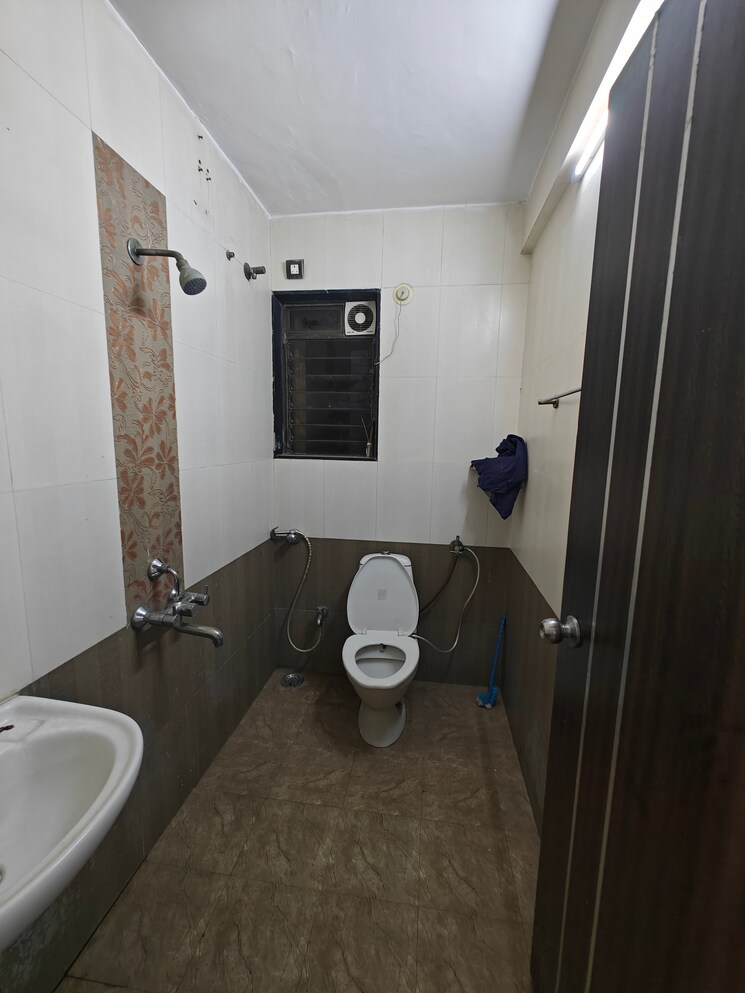 Bathroom, tulsi-sagar 2 Bedroom 1250 Sq.Ft. Apartment In Nerul Navi Mumbai 7952298