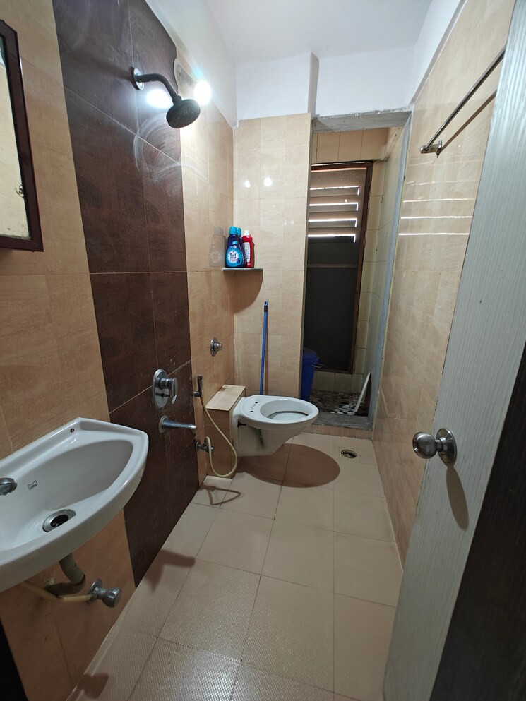 Bathroom, gauri-nandan 2 Bedroom 1220 Sq.Ft. Apartment In Nerul Navi Mumbai 7952311