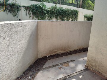 Swimming Pool in 3.5 BHK Apartment at Gera Isle Royale, Bavdhan – for Rent