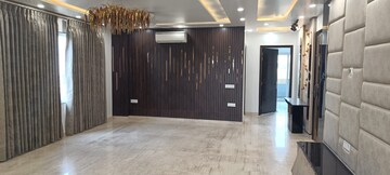 Room in 4 BHK Builder Floor at Ansal Sushant Lok I, Sector 43 – for Sale