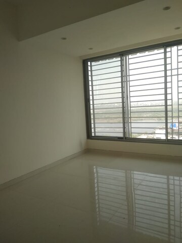 Room in 1 BHK Apartment at Bhumiraj Woods, Kharghar – for Sale