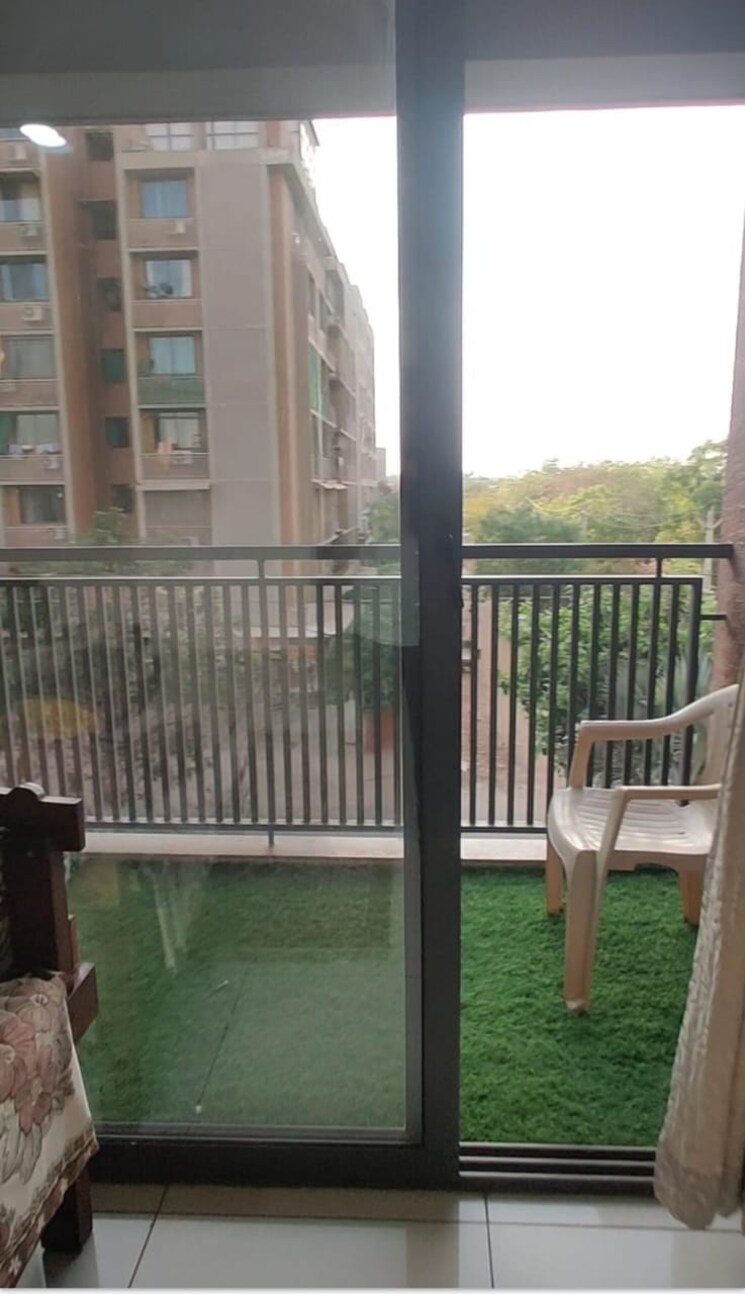 Balcony, chandkheda 3 Bedroom 1935 Sq.Ft. Apartment In Chandkheda Ahmedabad 7952321