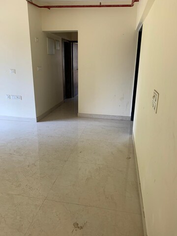 Room in 1 BHK Apartment at Roha Vatika, Kurla East – for Rent