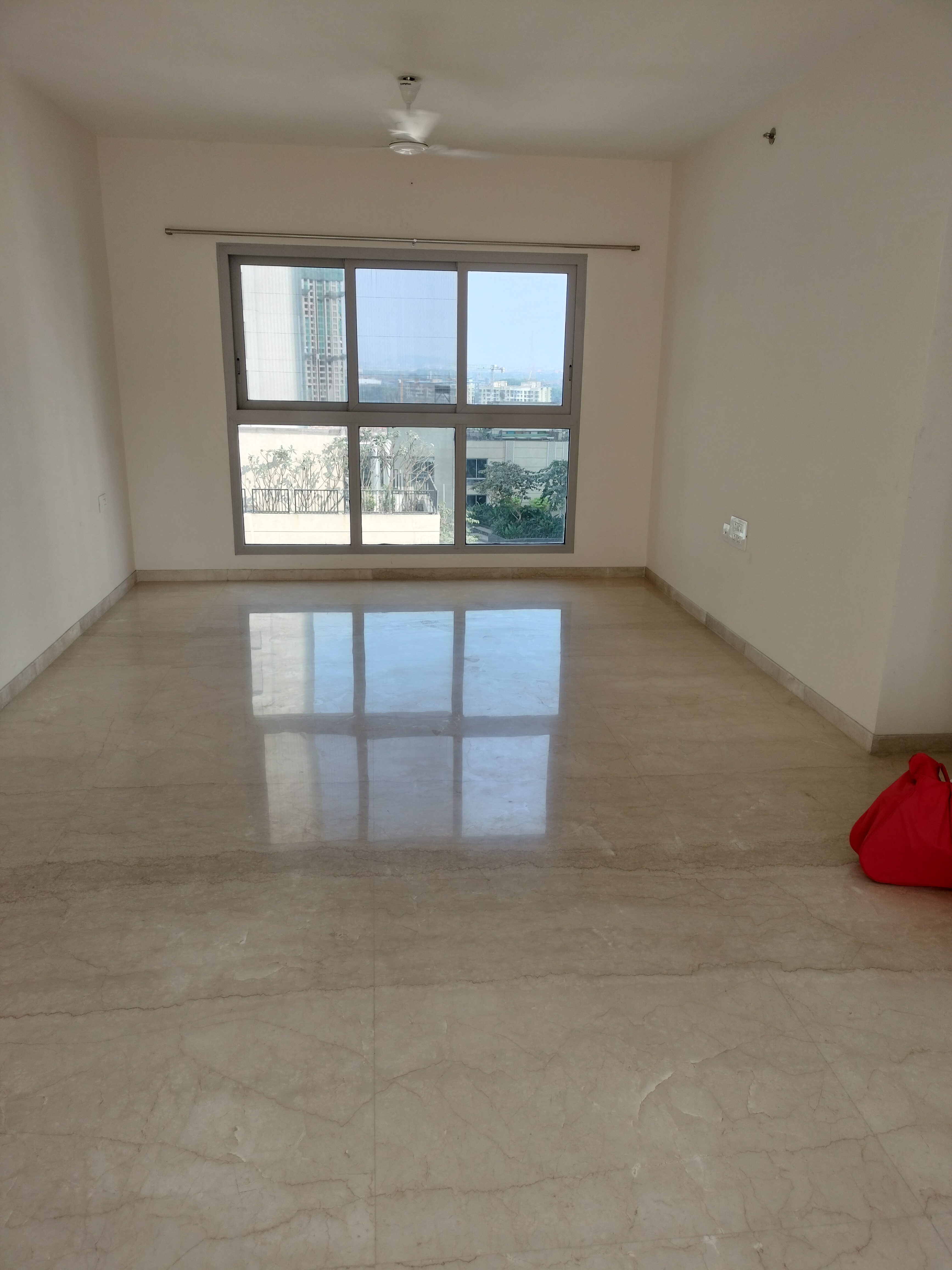 3 BHK + Extra Room Apartment For Sale in Piramal Vaikunth