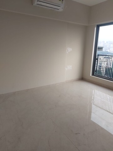 Room in 2 BHK Apartment at Charisma Navdurga, Chembur – for Rent