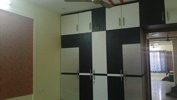 Master Bedroom in 2 BHK Builder Floor at Sector 23 – for Rent
