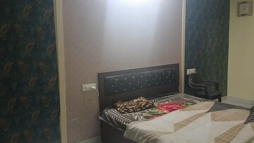 Bedroom in 2 BHK Builder Floor at Sector 23 – for Rent