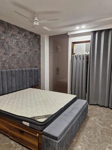 Bedroom in 2 BHK Builder Floor at Ansal Royale Casa, Sector 55 – for Rent