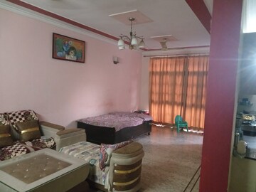 Living Room in 3 BHK Builder Floor at Sector 84 – for Rent