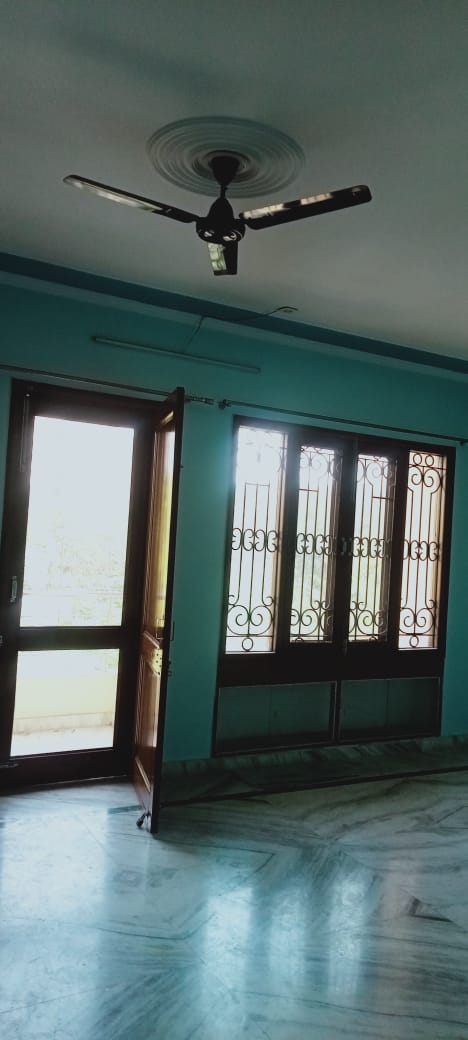 1 BHK Builder Floor For Sale in Gnida 