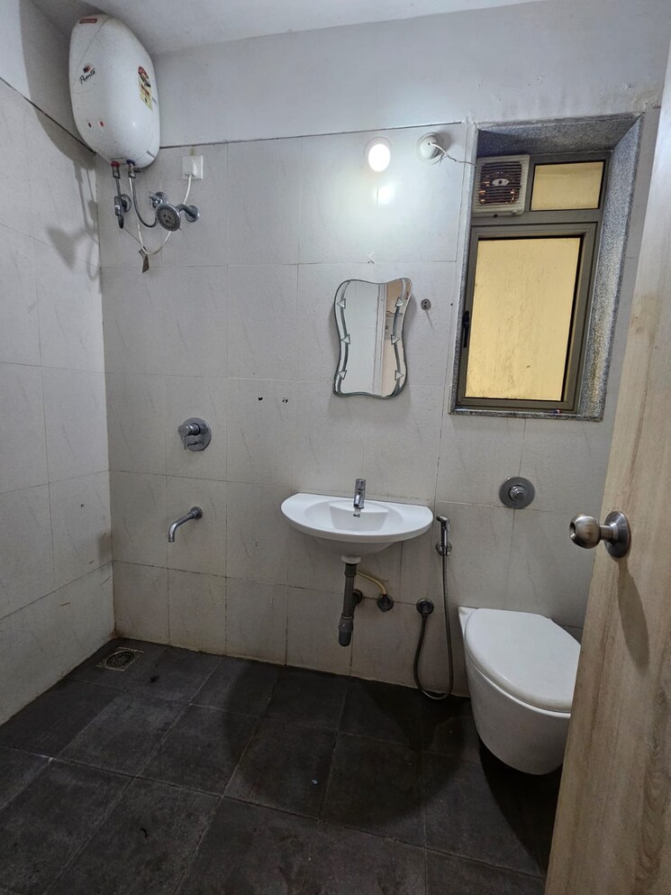 Bathroom, volga-chs 1.5 Bedroom 584 Sq.Ft. Apartment In Dombivli East Thane 7952661