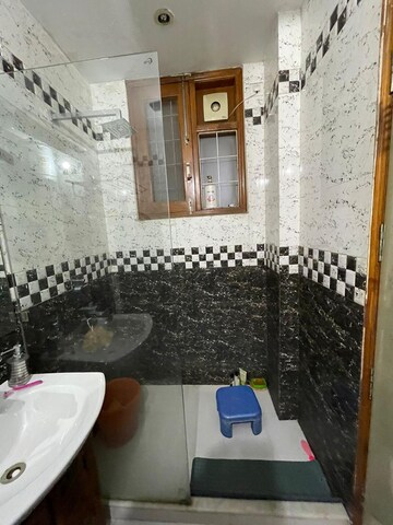 Bathroom in 3 BHK Builder Floor at Ansal Sushant Lok I, Sector 43 – for Rent