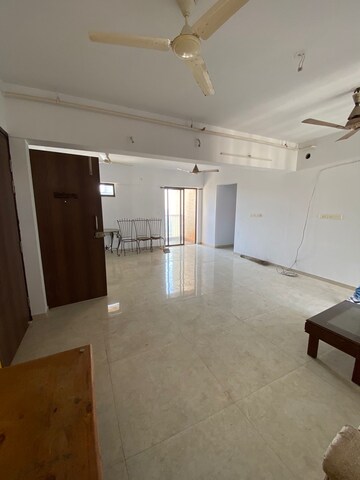 Kitchen in 2.5 BHK Apartment at Lodha Elite, Dombivli East – for Rent