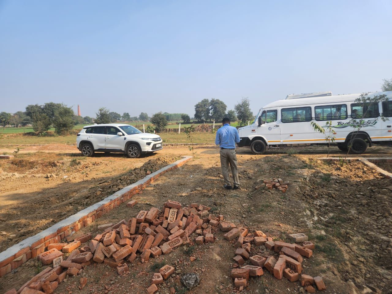 Plot For Sale in Gnida 